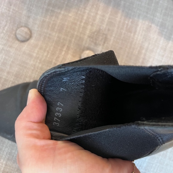 La Canadienne pointed toe booties - Picture 6 of 6